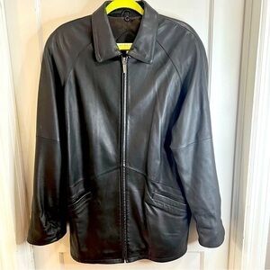 Valerie Stevens New Zealand lambskin zip up long jacket